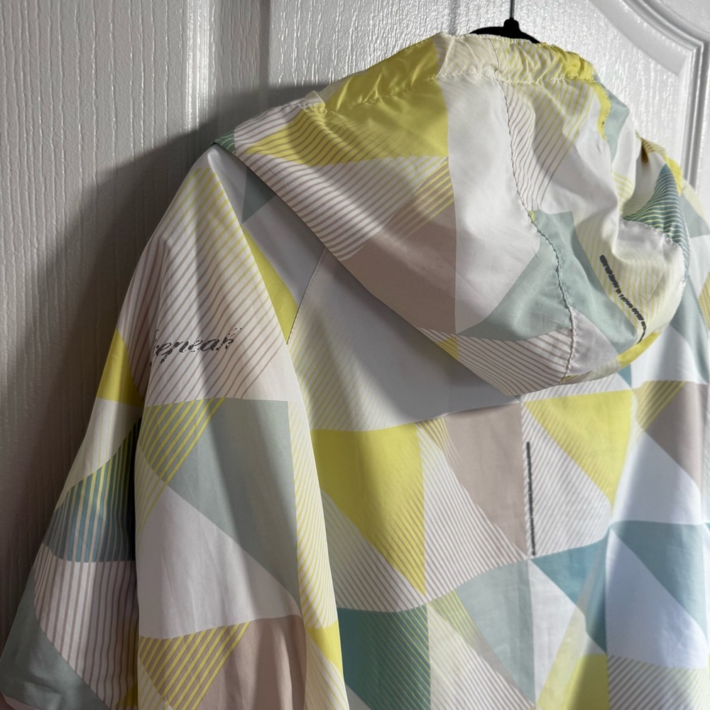 Geometric Patterned Woman’s Windbreaker Jacket Si… - image 4